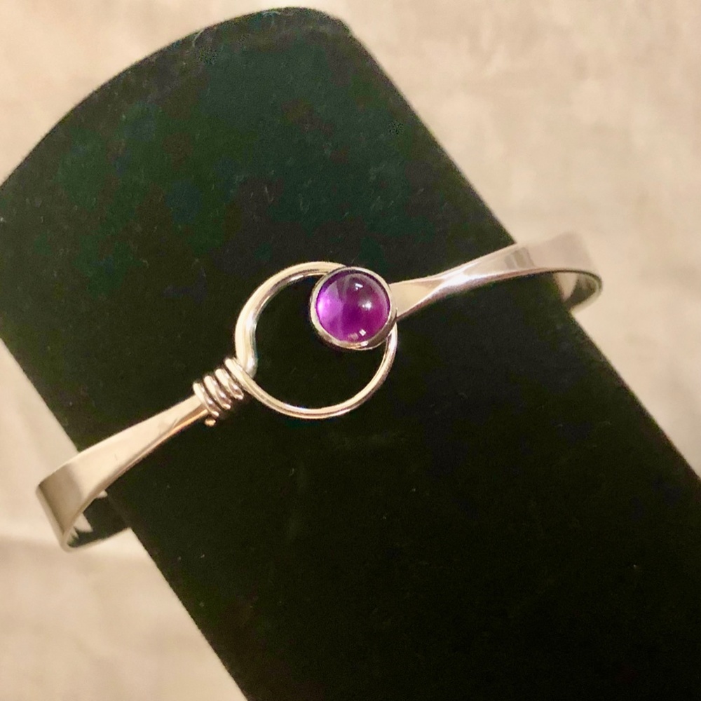 Ed Levin Ladies Grand Saratoga Bracelet in Sterling Silver w/ Amethyst - Sz Med.